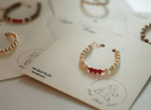 Load image into Gallery viewer, BLUSH DYE and GOLD BEADS BRACELET
